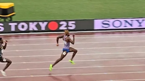 欧冠赛场：迪马蒂亚射门被挡，贝尔头球制胜